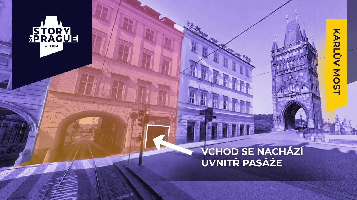 Vstup do muzea – Křižovnické náměstí, Praha 1, uvnitř pasáže. Karlův most.